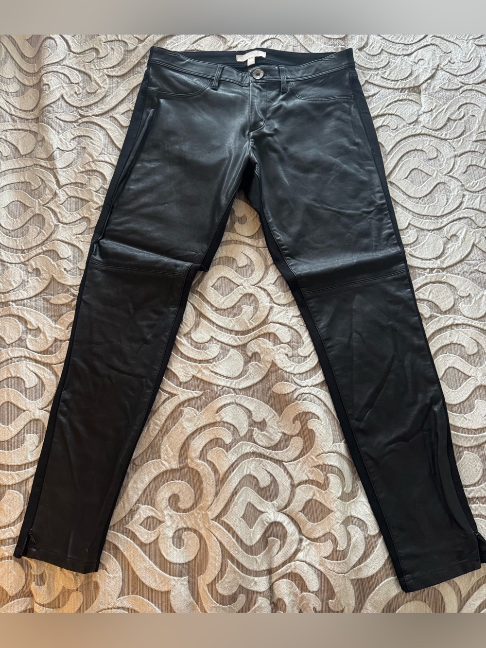 Banana Republic - Women’s Black Faux Leather Jeans - Slim Sloane Fit